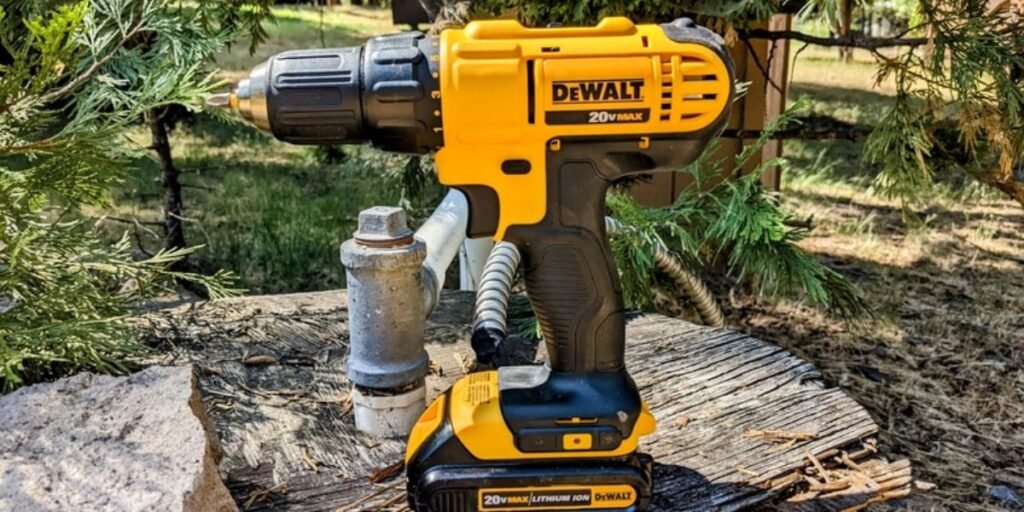 DEWALT 20V MAX Cordless Drill