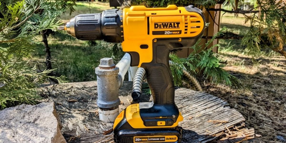 DEWALT 20V MAX Cordless Drill